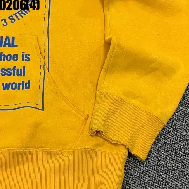 Adidas Originals Yellow Hoodie 0206 (Size 105)