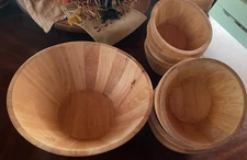 LARGE WOODEN SERVING   BOWL W/ 8 INDIV   BOWLS  from MACY'S THE CELLAR