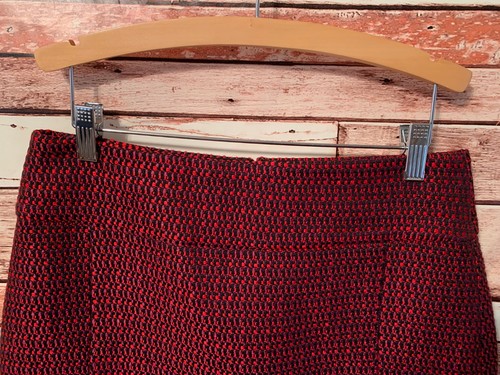 Gonna corta a matita Ann Taylor LOFT donna in tweed rosso. Taglia 6. - Foto 3 di 5