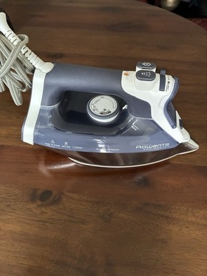 Rowenta Pro Master Steam Iron DW 8080  Auto Shut Off Anti Drip Made Germany