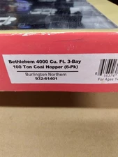 WALTHERS BURLINGTON NORTHERN 4000 3 BAY 100 TON COAL HOPPER 932 -61404