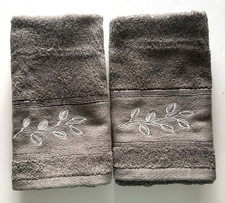 MainStays Silver Leaves Hand Towels Gray Bath...