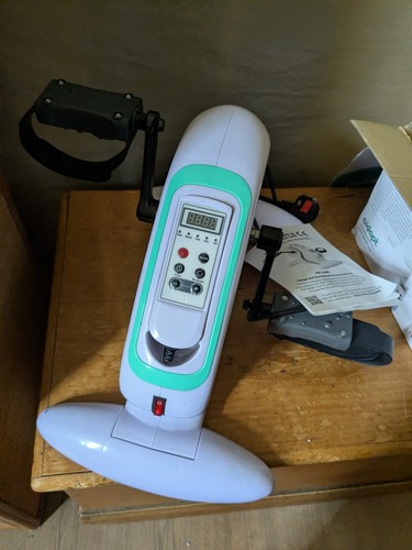 Aidapt Motorised Electric Mini Exercise Bike Model VP159R