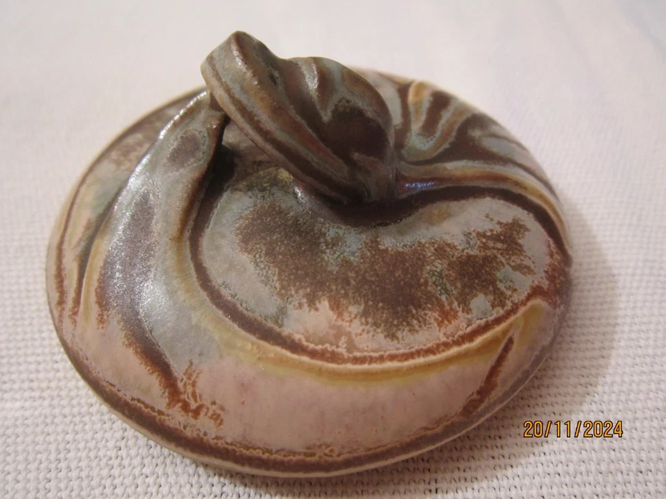 BOITE ANCIENNE EN GRES SIGNEE DENBAC - Photo 4/4