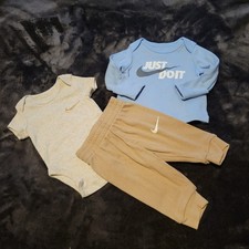 Nike Newborn 3 Piece Set Pants, Shirt, Onez - EUC