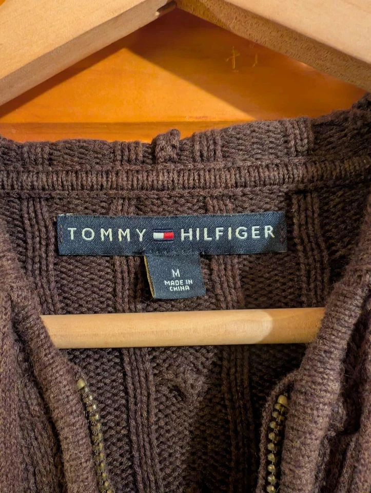 Tommy Hilfiger 经典电缆针织连帽衫-Y2K 学院风拉链毛衣 M — 第 4/4 张图片