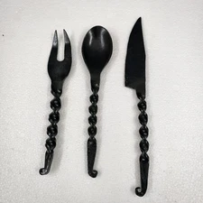 Solid Iron Cutlery set best design elegant look for kitchen decor