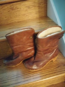 fur lined clog boots