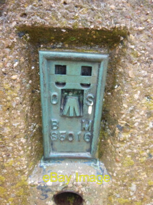 Foto 6x4 Trig Point BM S5016, Sleeve Hill 2 c2013