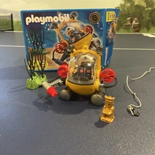 PLAYMOBIL : Deep Sea Diving Bell Treasure Recovery Sub - Retired Kit: 4478