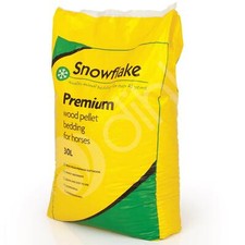 Snowflake Premium Equine Wood Pellet Bedding for Horses - 3L & 30L