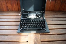 Vintage Optima Plana black portable German typewriter thumbnail