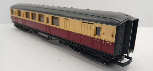 Hornby BR Brake Coach E18170E Crimson / Cream - Unboxed - Picture 3 of 5