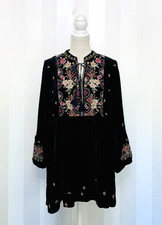 Johnny Was Black Velvet Silk Floral Embroidered Top Tunic Size M