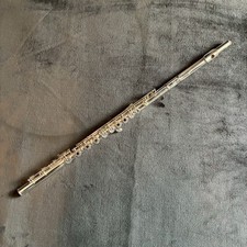 YAMAHA YFL-681H Silver Flute