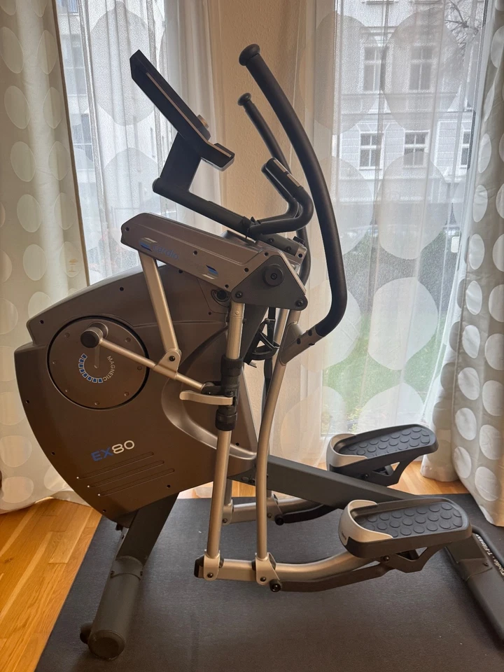 Cardiostrong Crosstrainer EX80 - Bild 3 von 4