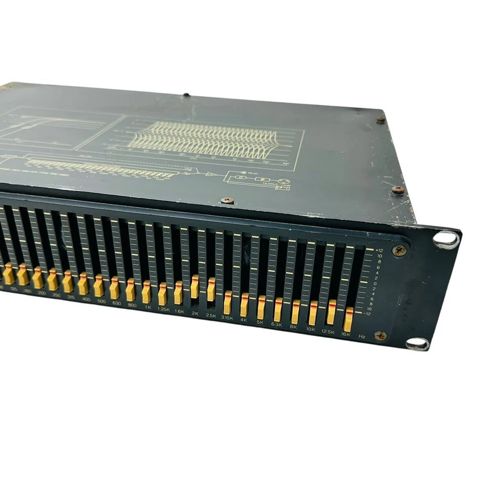 YAMAHA Q1027 Graphic Equalizer In working condition From Japan - Image 3 of 4