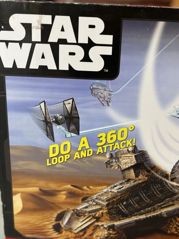 Star Wars Hot Wheels Die-cast Escape From Jakku Motorized With Battle Sounds - Image 3 of 4