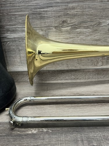 Jupiter Brand JSL-432 Trombone W/ Mouthpiece & Hard Case - Picture 6 of 22