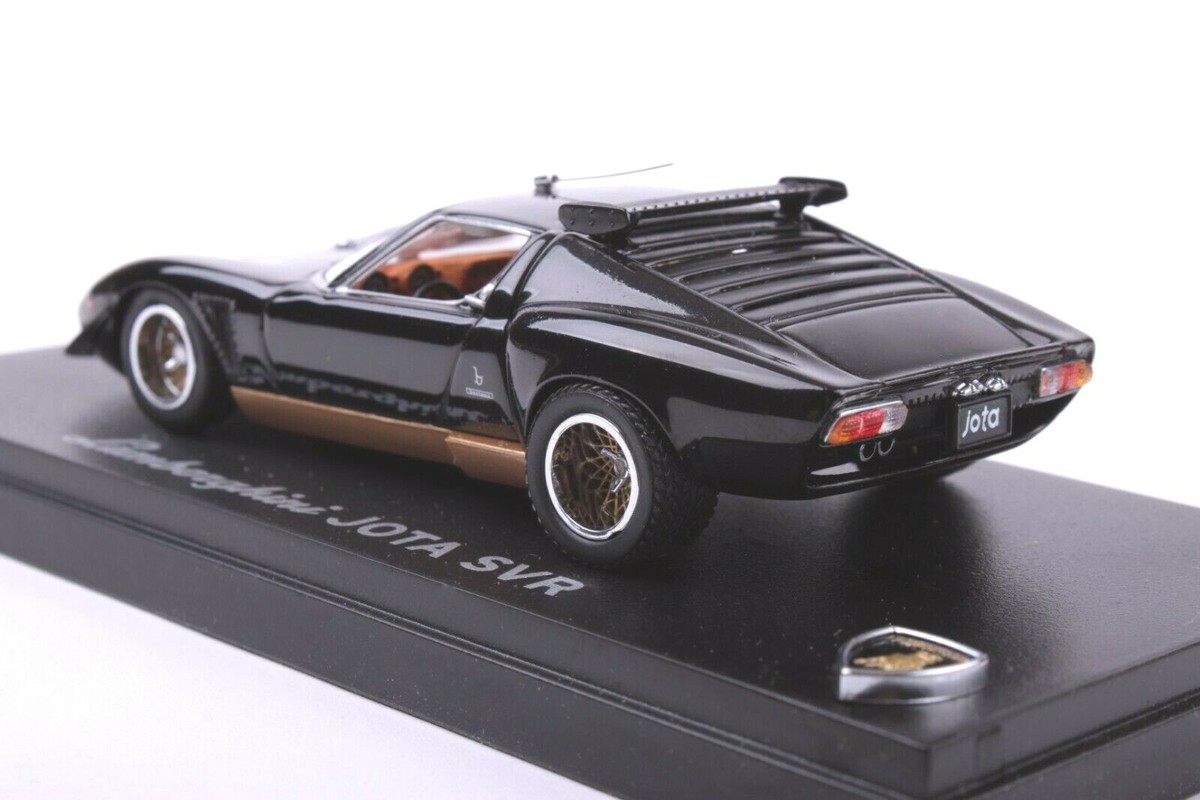 LAMBORGHINI JOTA SVR Rouge KYOSHO 1:43 imperfection de reference 03