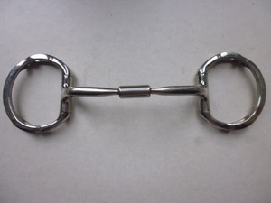 Myler Mb02 Eggbutt Comfort Snaffle Wide Barrel Bit With Hooks 5 5