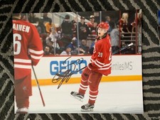 Carolina Hurricanes Sebastian Aho Signed Autographed 11x14 Photo COA