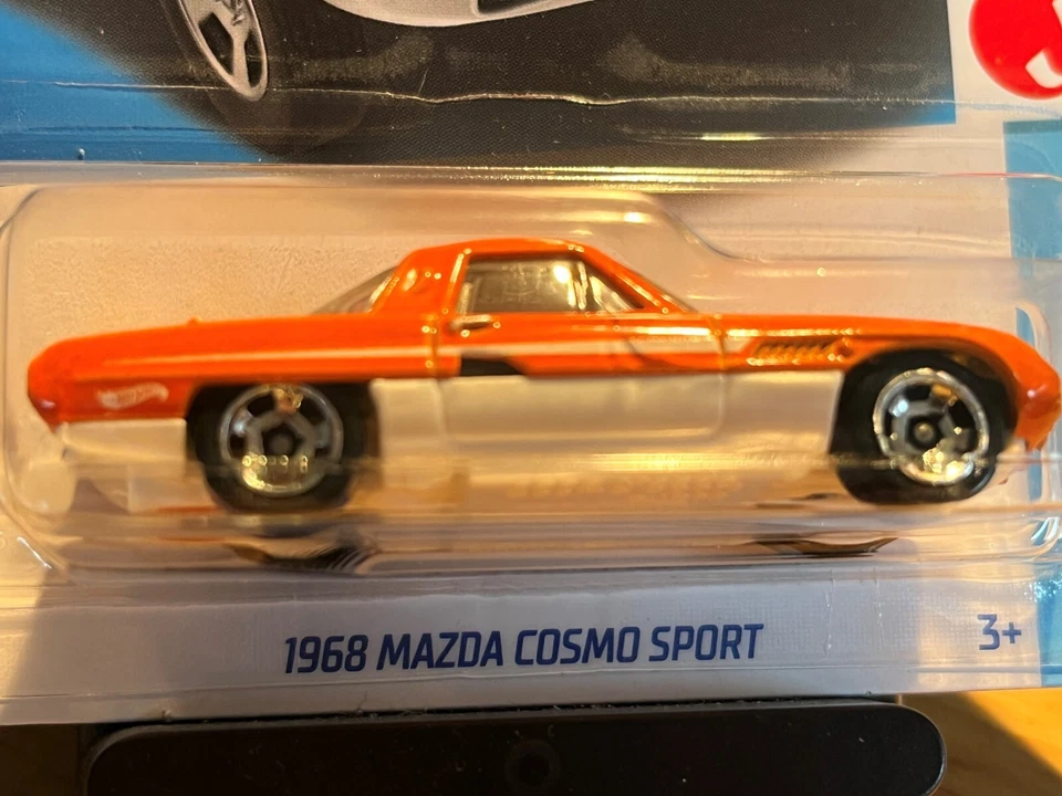 Mazda Cosmo Sport 2023 HW J-Imports 9/10 118/250 1968 Hot Wheels - ¡ERROR DE PUERTA!! Foto 3 de 3