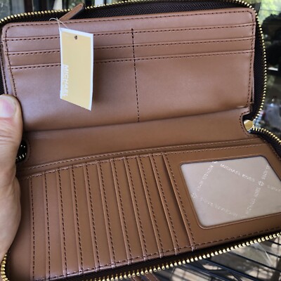 Michael Kors Lady Large Zip Around Continental Long Wallet