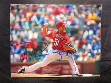 Wandy Rodriguez Texas Rangers Signed Auto Autographed 8x10 Photo
