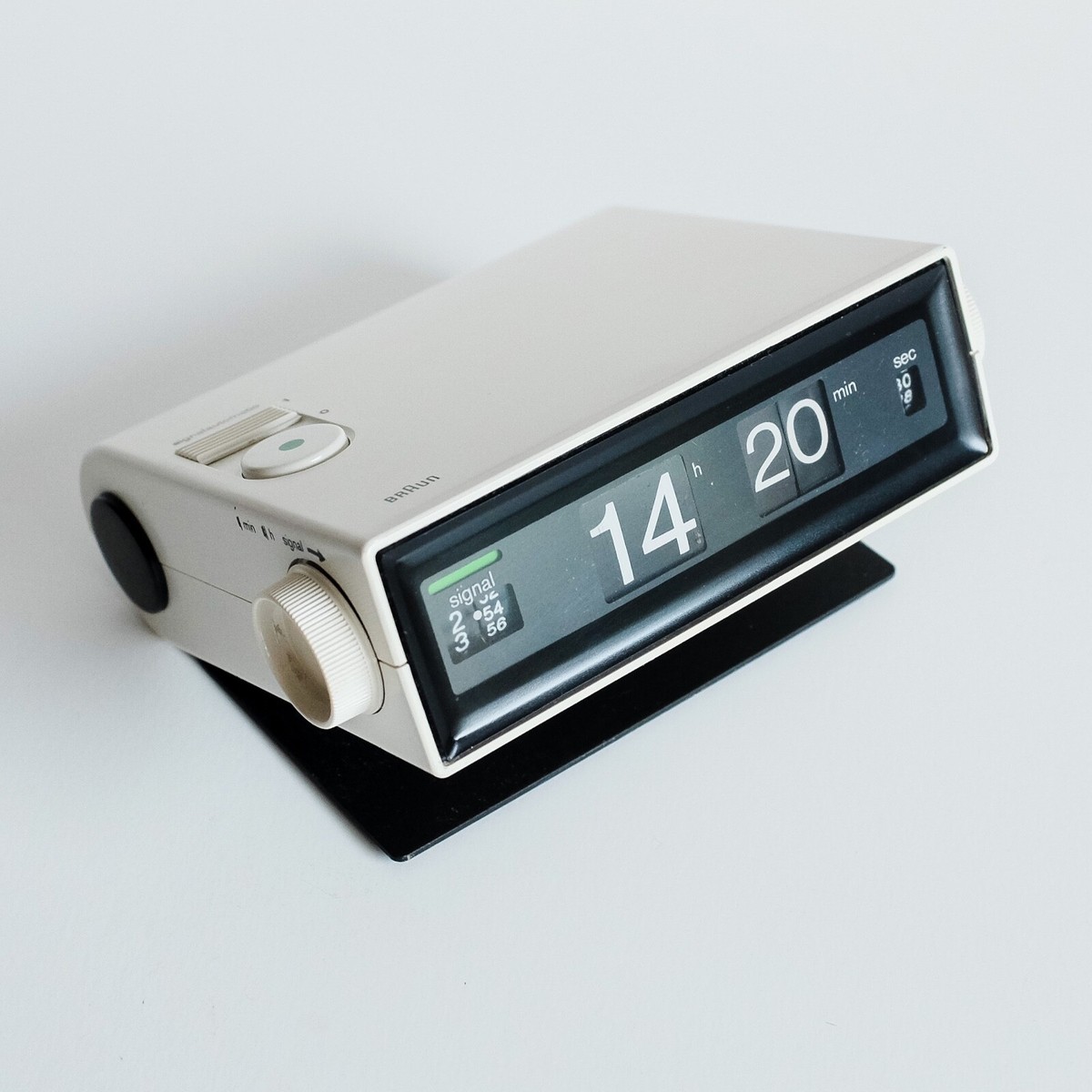 braun 置き時計　ヴィンテージ s-l1200.jpg