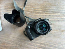 Panasonic DMC FZ5 con Leica DG Vario Elmarit