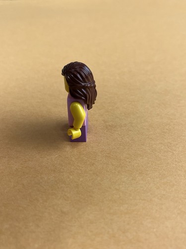 LEGO City Town Minifigure Girls Set 31067 Modular Poolside Holiday twn297 2” - Picture 4 of 10