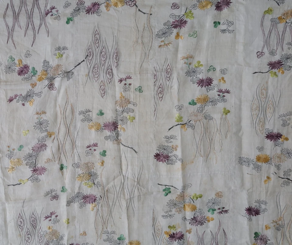 Impresionante tela bordada con diseño floral, siglo XIX ZB5 Foto 2 de 4