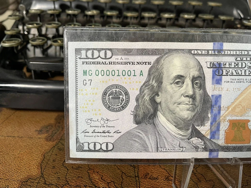 2013 $100 Dollar Bill Fancy Low Serial Number. First TRUE BINARY! RARE! 00001001 - Image 2 of 4
