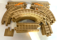 Fisher Price GeoTrax Lot Of 20 Brown Tan Beige Train Track Curve Straight Switch
