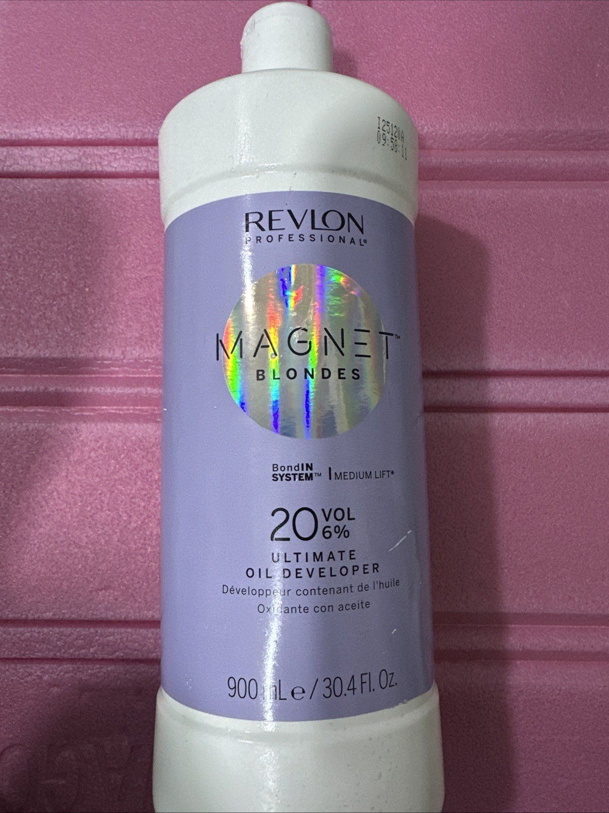 Revlon Magnet Blondes 6% 20 Vol Oil Developer 900ml