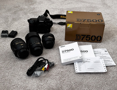 MINT Nikon D7500 20.9MP DX Digital SLR Camera + 16-80, 70-300 & 35mm lens bundle