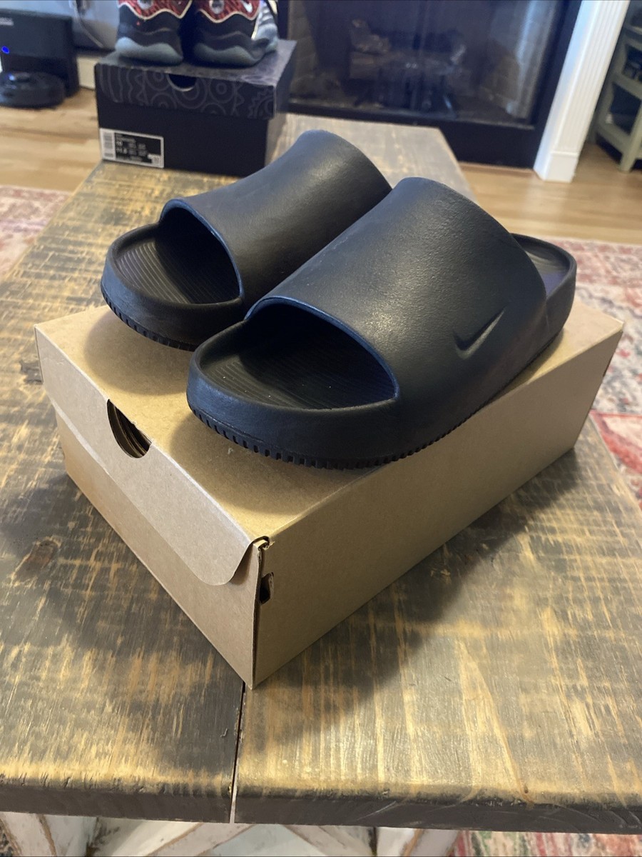 しゅん W NIKE CALM SLIDE Black 28cm Amazon.com | Nike Calm Men's Slides (FD4116-003, Black/Gum