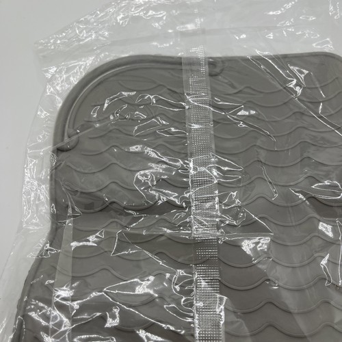 1pc Heat Resistant Silicone Mat for Hair Straighteners & Curling Irons, Non-Slip - Picture 5 of 7