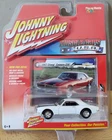 Johnny Lightning 1967 Chevy Camaro Z28 Muscle Cars USA Diecast 1:64 White