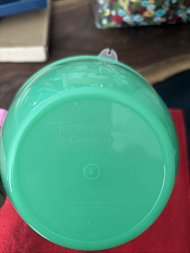 Vintage Tupperware Crisp It Salatbehälter Jadeit 679-16 Schüssel Deckel 680-16 - Bild 4 von 4