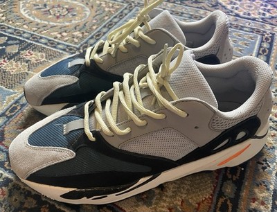 yeezy wave runner size 13