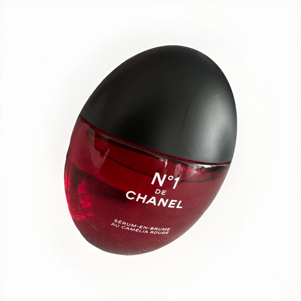 CHANEL N°1 de CHANEL Red Camellia Revitalizing Serum-In-Mist 50ml - Bild 2 von 4