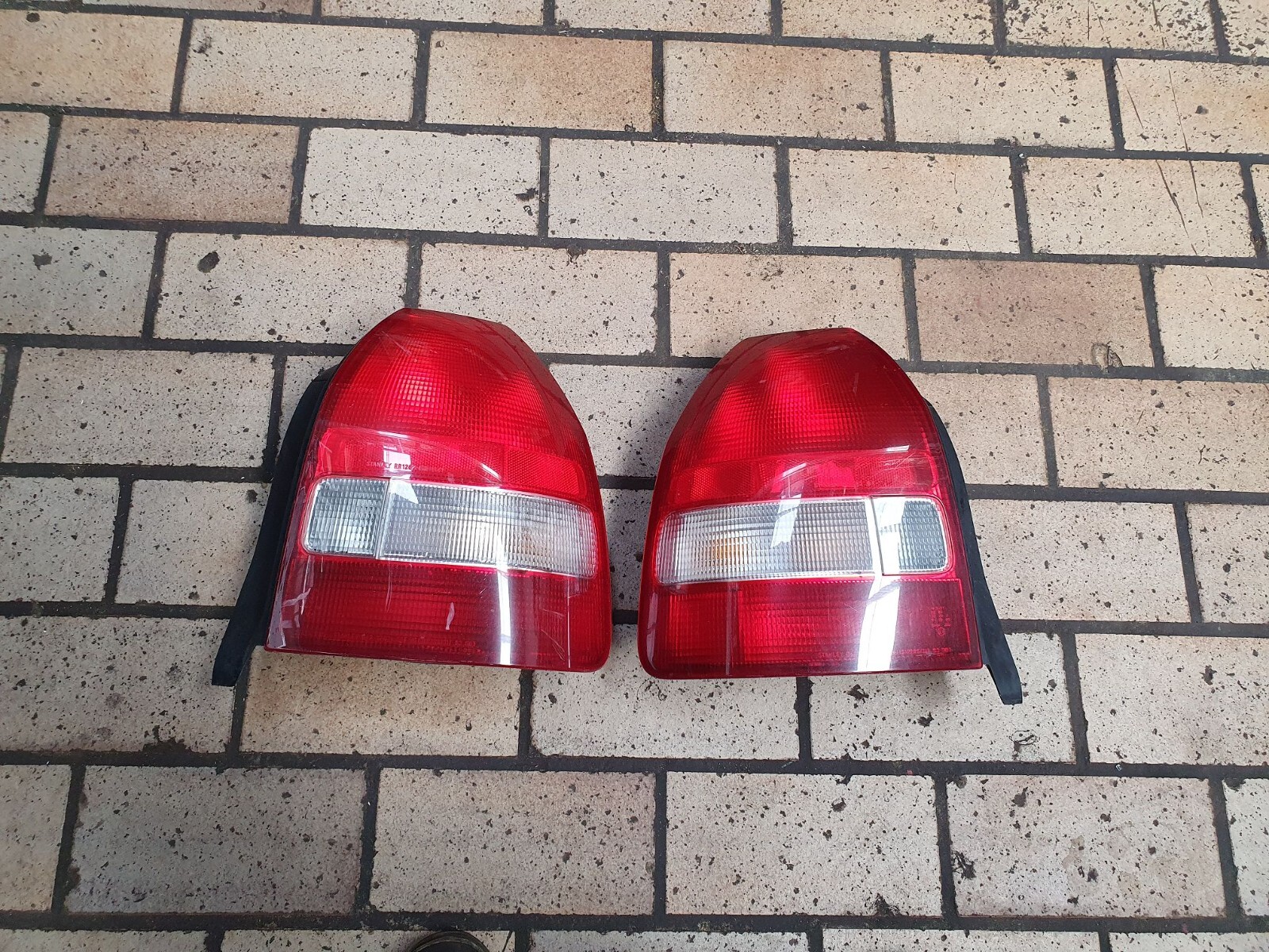VERY RARE JDM Honda Civic SiR EK4 EK9 EK3 EJ9 Tail Light SET 19962000