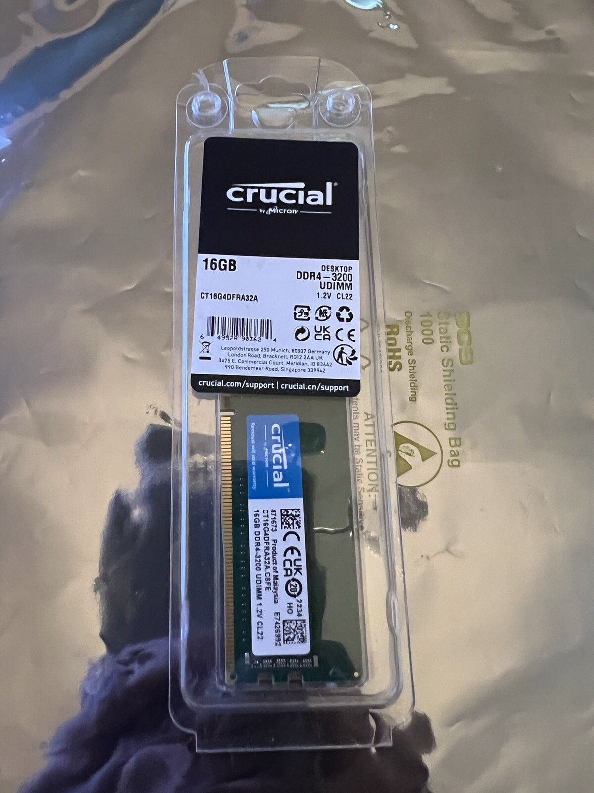 Crucial 16GB RAM DDR4 3200 MHz UDIMM CL22 Desktop Memory CT16G4DFRA32A 