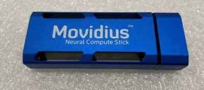 Intel NCSM2450.DK1 Movidius Neural Compute Stick in RETAIL BOX