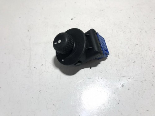 Citroen C2 2004 Wing mirror control switch (Exterior Mirror Switch #552495-17