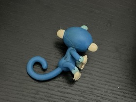 Fingerlings Blue Monkey Pencil Holder