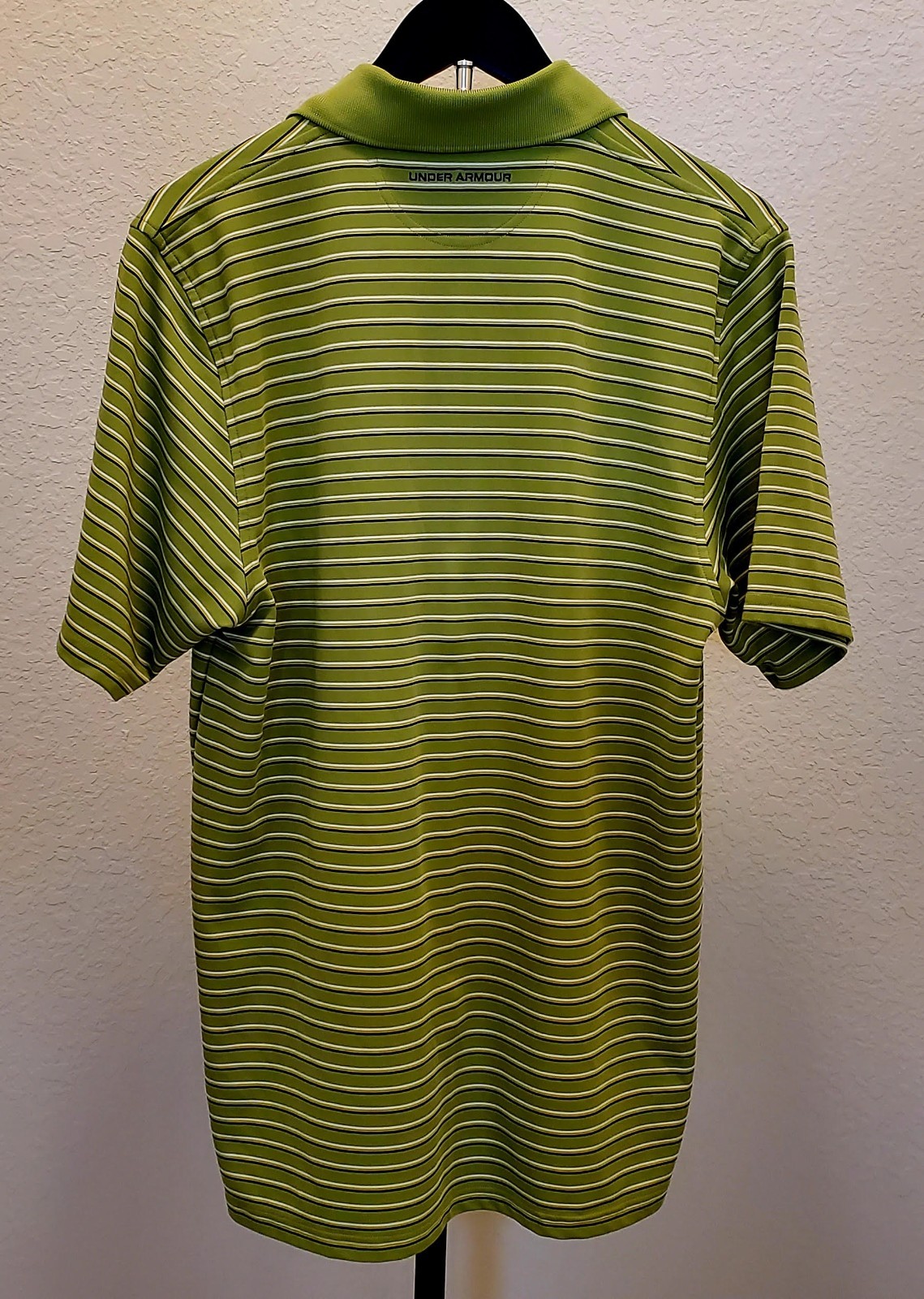 UNDER ARMOUR MENS POLO SHIRT-SHORT SLEEVE-SIZE M thumbnail 4