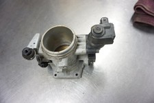 Drosselklappengeh�use - BMW BMW 316I/3          MJ00 - 13541432058 - 171,280 km
